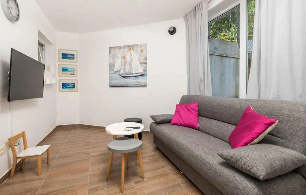 Holiday Home In Poljane 47618