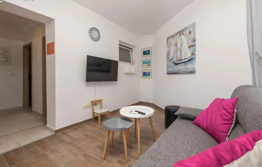 Holiday Home In Poljane 47618
